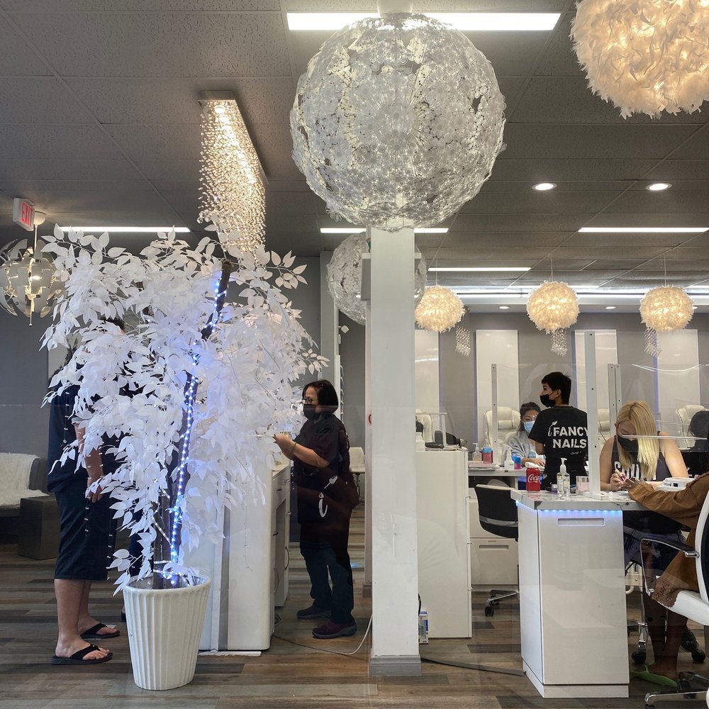 iFancy Nails Lounge & Spa - Nail Salons Near Me - La Mesa, California