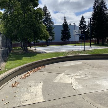 Countryside Community Park - Basketball court - Parks Near Me - Sacramento, California Countryside Community Park - Basketball court - Parks Near Me - Sacramento, California