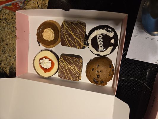 Crumbl - Renton by null