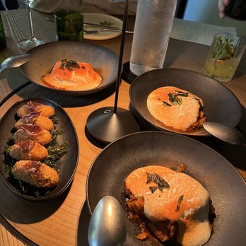 La Loba - Spanish Near Me - Seattle, Washington La Loba - Spanish Near Me - Seattle, Washington
