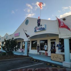 American Legacy - Checked out this new business yesterday. The owner Brenda was delightful.