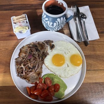 El Rincon Enchilado - High Protein Breakfast - Breakfast & Brunch Near Me - Los Angeles, California El Rincon Enchilado - High Protein Breakfast - Breakfast & Brunch Near Me - Los Angeles, California
