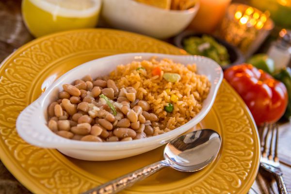 Frijoles & Frescas by null
