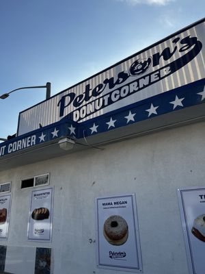 Peterson's Donut Corner by null