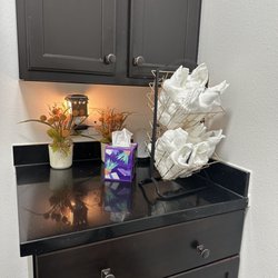 Refined Therapeutic Massage - Bathroom