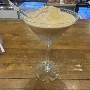 Sundae In Paris - Ice Cream & Frozen Yogurt Near Me - Paris, Texas