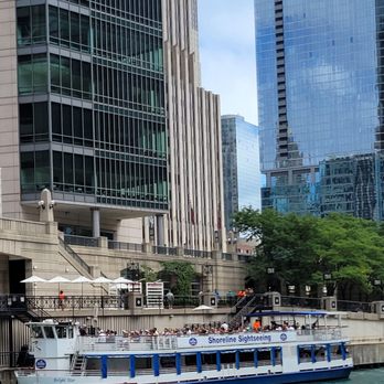 Shoreline Sightseeing - Tour boat docked. - Architectural Tours Near Me - Chicago, Illinois