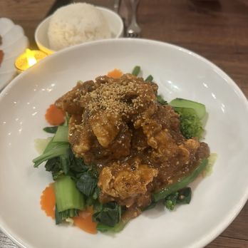 Little Basil - E4. Pra-Rahm - Thai Near Me - New York, New York