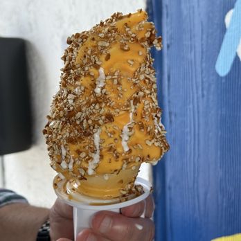 Dreamette Ice Cream Springfield - Medium vanilla dipped in butterscotch with pretzels - Ice Cream & Frozen Yogurt Near Me - Jacksonville, Florida