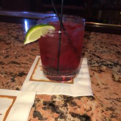 Toga Bar - Vodka cranberry