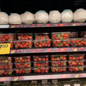 Coles - Fresh strawberry prices - Grocery Near Me - Broadway, NSW
