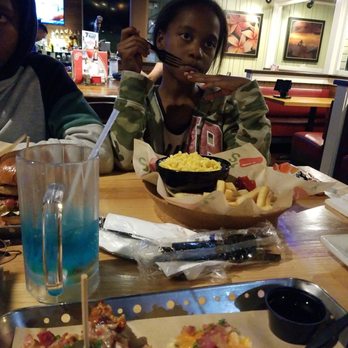 Chili's - Oldest and youngest with daddy! #3kjt - Tex-Mex Near Me - Mililani, Hawaii Chili's - Oldest and youngest with daddy! #3kjt - Tex-Mex Near Me - Mililani, Hawaii
