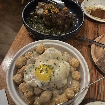 Radiator Whiskey - Tater tots and burnt ends - New American Near Me - Seattle, Washington Radiator Whiskey - Tater tots and burnt ends - New American Near Me - Seattle, Washington