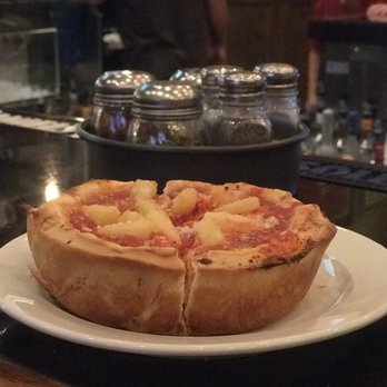 Giordano's - Pizza Near Me - Chicago, Illinois