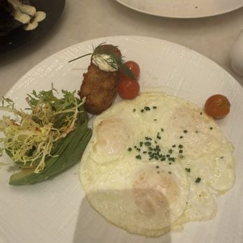 La Fontaine - Breakfast sunny side up - Breakfast & Brunch Near Me - Las Vegas, Nevada La Fontaine - Breakfast sunny side up - Breakfast & Brunch Near Me - Las Vegas, Nevada