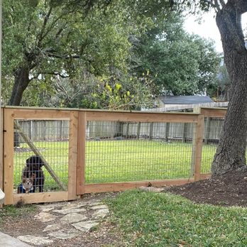 Austin Outdoor Builders - Fences & Gates Near Me
