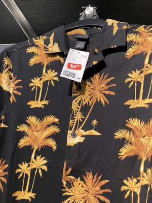 H&M by null