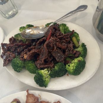 Yang Chow - Szechuan Beef - Chinese Near Me - Pasadena, California Yang Chow - Szechuan Beef - Chinese Near Me - Pasadena, California
