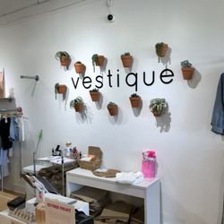 Vestique