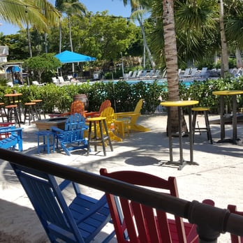 Skipper's Dockside - Outdoor seating - Seafood Near Me - Key Largo, Florida