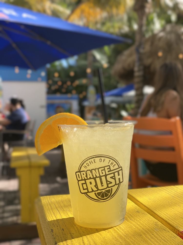 Coco's Crush Bar - Clearwater Beach
