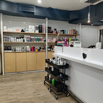 Toni & Guy Queen - Spoilt for choice - Hair Salons Near Me - Toronto, Ontario Toni & Guy Queen - Spoilt for choice - Hair Salons Near Me - Toronto, Ontario