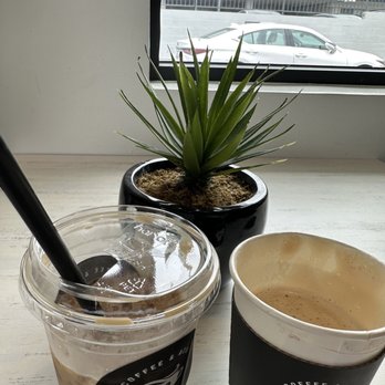 602 Coffee House - Coffee & Tea Near Me - Costa Mesa, California