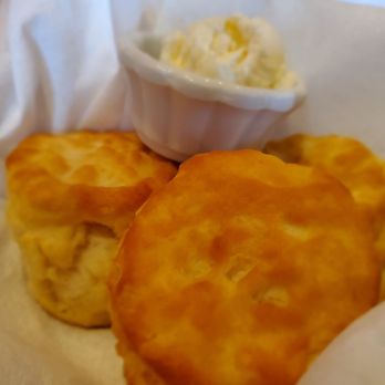 Rose Villa Southern Table & Bar - Honey Biscuits - Southern Near Me - Ormond Beach, Florida Rose Villa Southern Table & Bar - Honey Biscuits - Southern Near Me - Ormond Beach, Florida