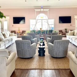Heidi's Pain Management Massage - Indoor main area