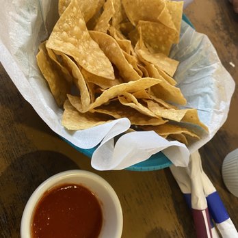 Cotton's Restaurant - Chips and Salsa - American Near Me - Bryson, Texas