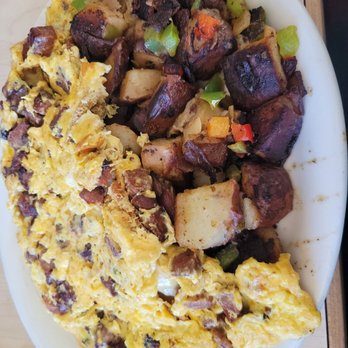 Classic Diner - Linguica Omelete - Diners Near Me - Fremont, California Classic Diner - Linguica Omelete - Diners Near Me - Fremont, California