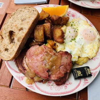 Plain Jane - Smoked Duck Breast with Quince Sauce Hash | 20 - Breakfast & Brunch Near Me - San Francisco, California Plain Jane - Smoked Duck Breast with Quince Sauce Hash | 20 - Breakfast & Brunch Near Me - San Francisco, California