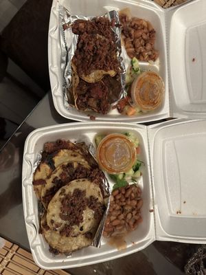 Tacos El Cacheton by null