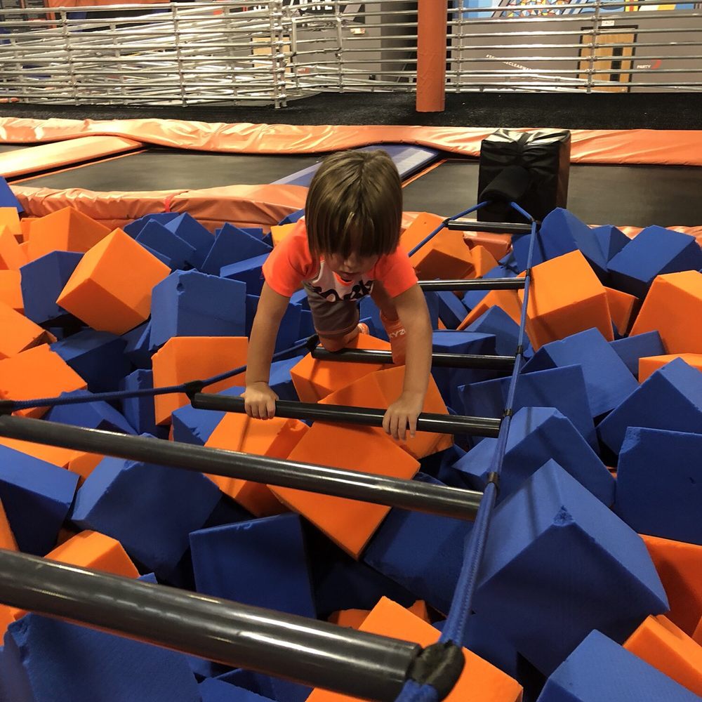 Sky Zone Trampoline Park - Amusement Parks Near Me - Largo, Florida Sky Zone Trampoline Park - Amusement Parks Near Me - Largo, Florida