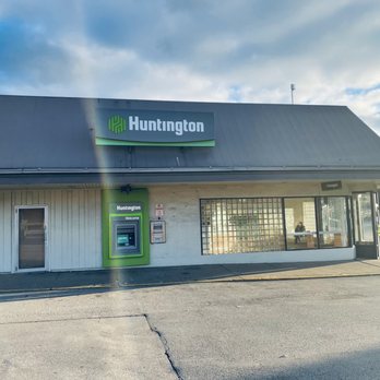 Huntington Bank - Entrance - Banks & Credit Unions Near Me - North Versailles, Pennsylvania Huntington Bank - Entrance - Banks & Credit Unions Near Me - North Versailles, Pennsylvania