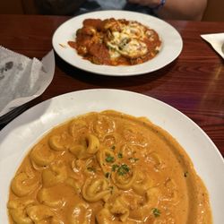 Pastafina's of Cleburne - Tortellini Ala Panna
