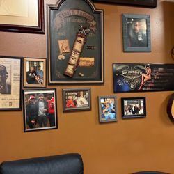 D&B Cigar Corner - More pictures etc.
