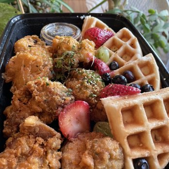 Kitchen Story - KFC & Waffles Breakfast - Breakfast & Brunch Near Me - Oakland, California Kitchen Story - KFC & Waffles Breakfast - Breakfast & Brunch Near Me - Oakland, California