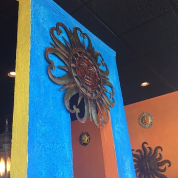 El Sombrero - Awesome decor - Mexican Near Me - Gainesville, Georgia El Sombrero - Awesome decor - Mexican Near Me - Gainesville, Georgia