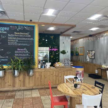 Tree Hugger - Plant Based Kitchen - Vegan Near Me - Riverside, Missouri