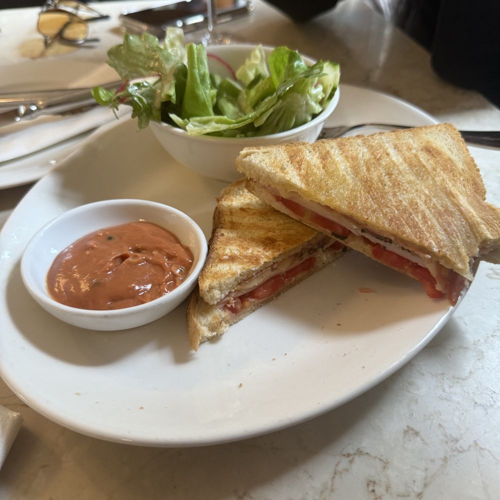 Cafe Bazar - Cafes Near Me - Salzburg, 5 Cafe Bazar - Cafes Near Me - Salzburg, 5