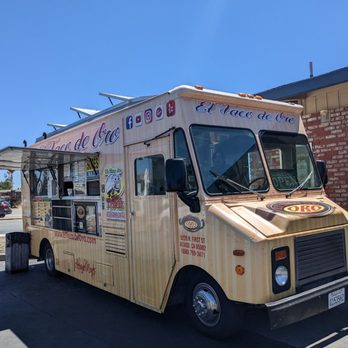 El Taco De Oro - Truck at gas station - Mexican Near Me - Alviso, California El Taco De Oro - Truck at gas station - Mexican Near Me - Alviso, California