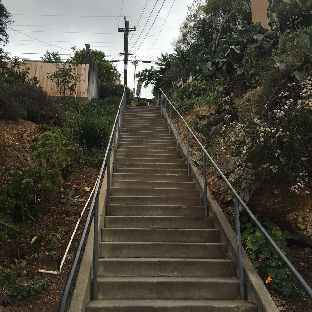 La Mesa Public Stairs - The beginning - Hiking Near Me - La Mesa, California La Mesa Public Stairs - The beginning - Hiking Near Me - La Mesa, California