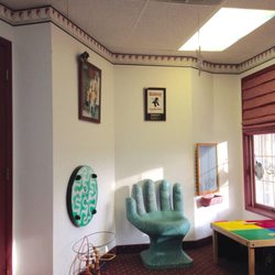 Meadow David, DMD - Waiting room. _ 12/2016.