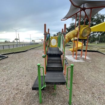 Miramar Park - Playground - Playgrounds Near Me - Biloxi, Mississippi