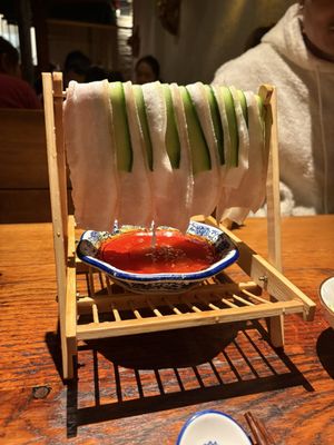 Mountain House Flushing 川山甲 by null