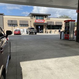 Exterior outside entrance of RaceTrac - 12/31 - Jacksonville, Florida Exterior outside entrance of RaceTrac - 12/31 - Jacksonville, Florida