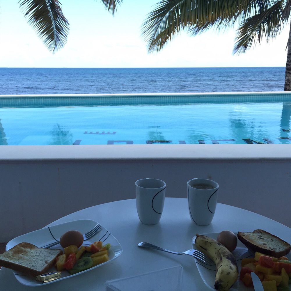 Complimentary breakfast at poolside rooms