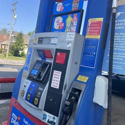 Giant Eagle - Pump #8