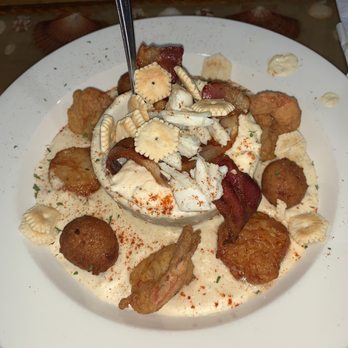 Wicker's Crab Pot - Wicker's Seafood Delight - Seafood Near Me - Chesapeake, Virginia Wicker's Crab Pot - Wicker's Seafood Delight - Seafood Near Me - Chesapeake, Virginia